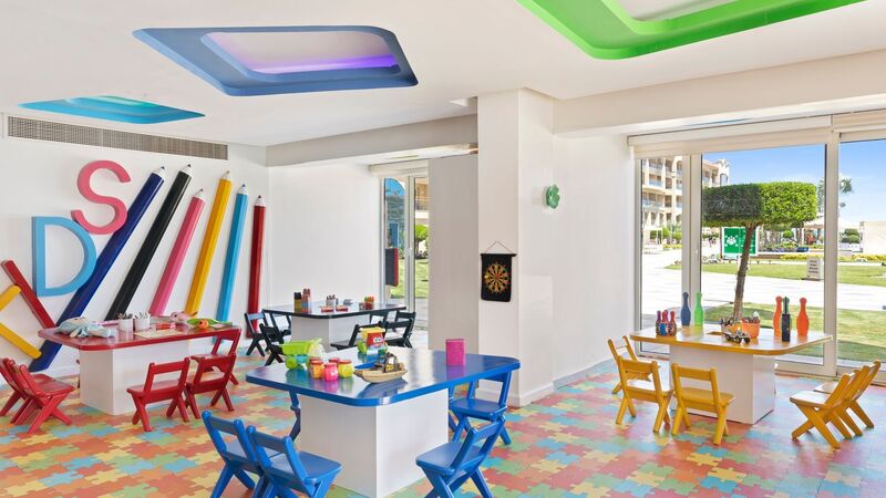 Pickalbatros White Beach Resort (BLX)